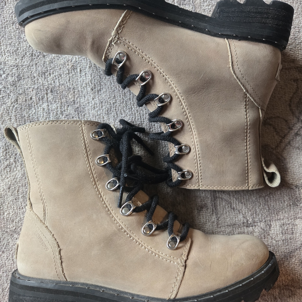 Sorel Beige Lace-Up Boots